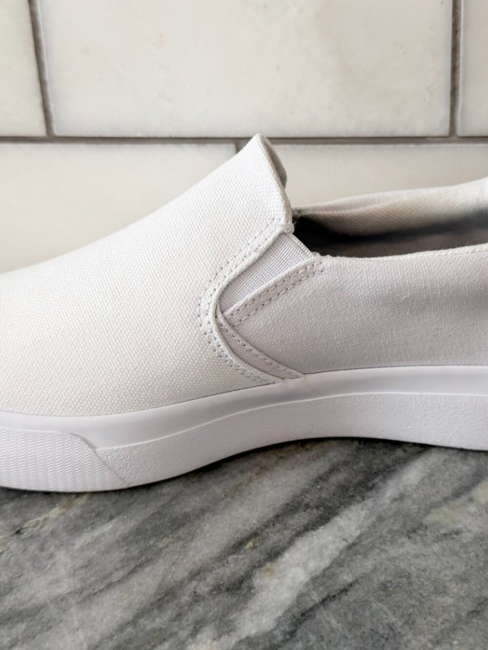 Keds White Pursuit Slip On Canvas Sneakers Women's 7W - Picture 5 of 6